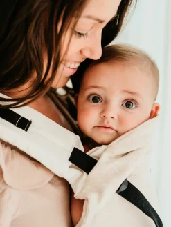 Babylonia Draagzak Tricot-Click Almond Melange One Size