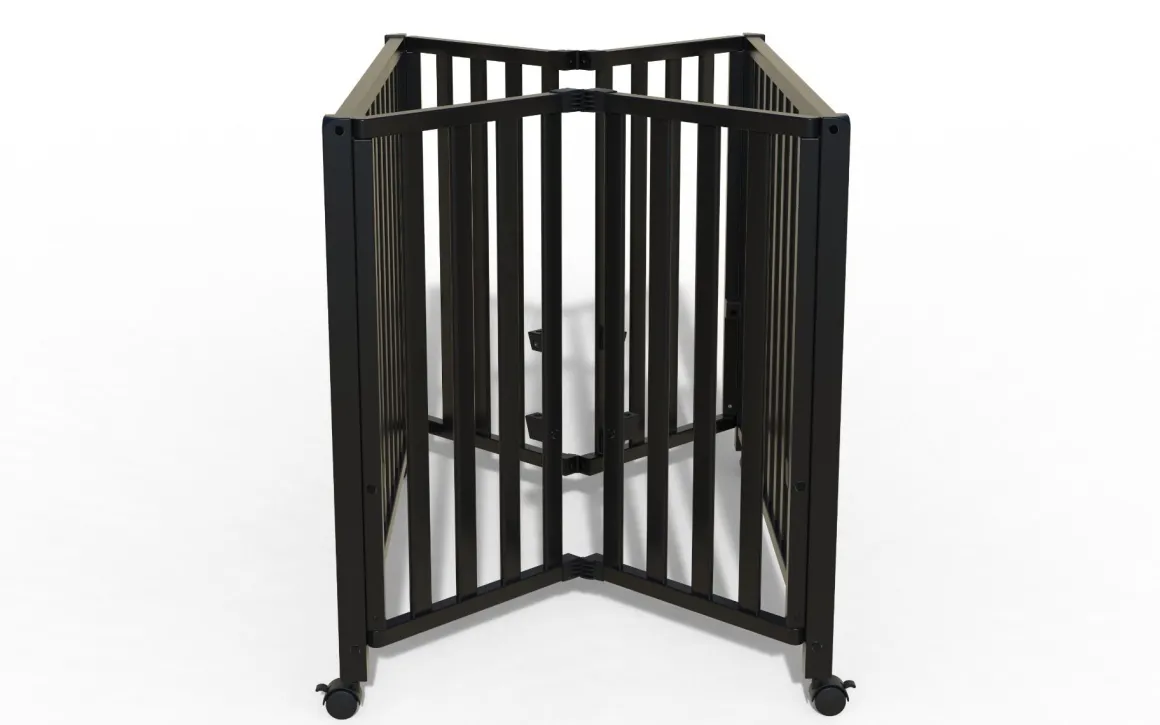 Bebies First Baby Box Met Wieltjes Sarah Zwart 76 x 95 cm Met Matras