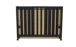 Bebies First Baby Box Met Wieltjes Sarah Zwart 76 x 95 cm Met Matras