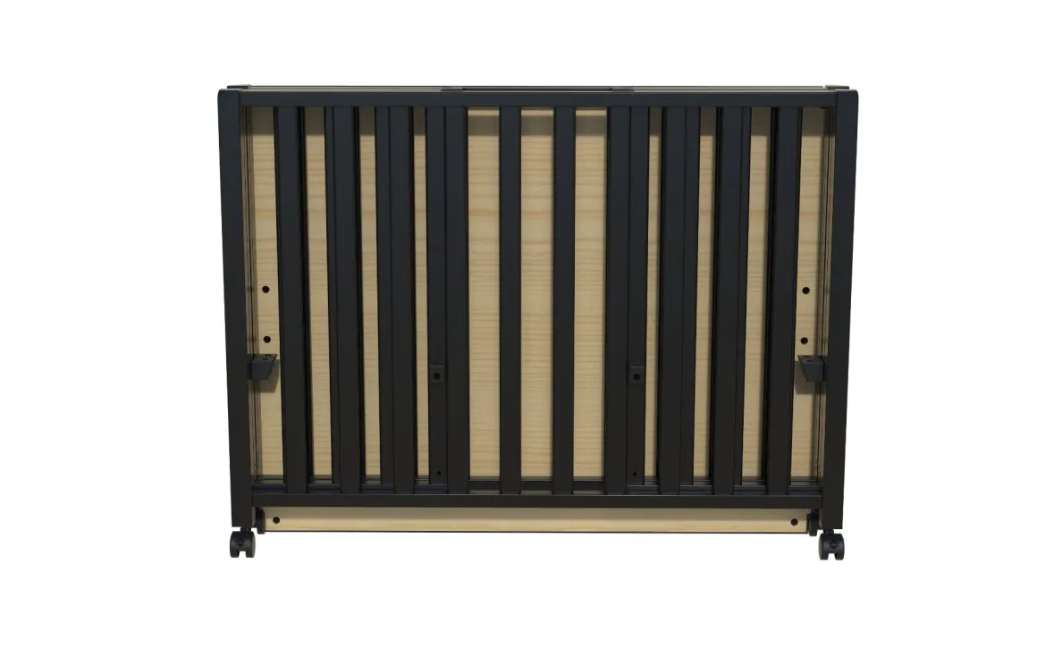 Bebies First Baby Box Met Wieltjes Sarah Zwart 76 x 95 cm Met Matras