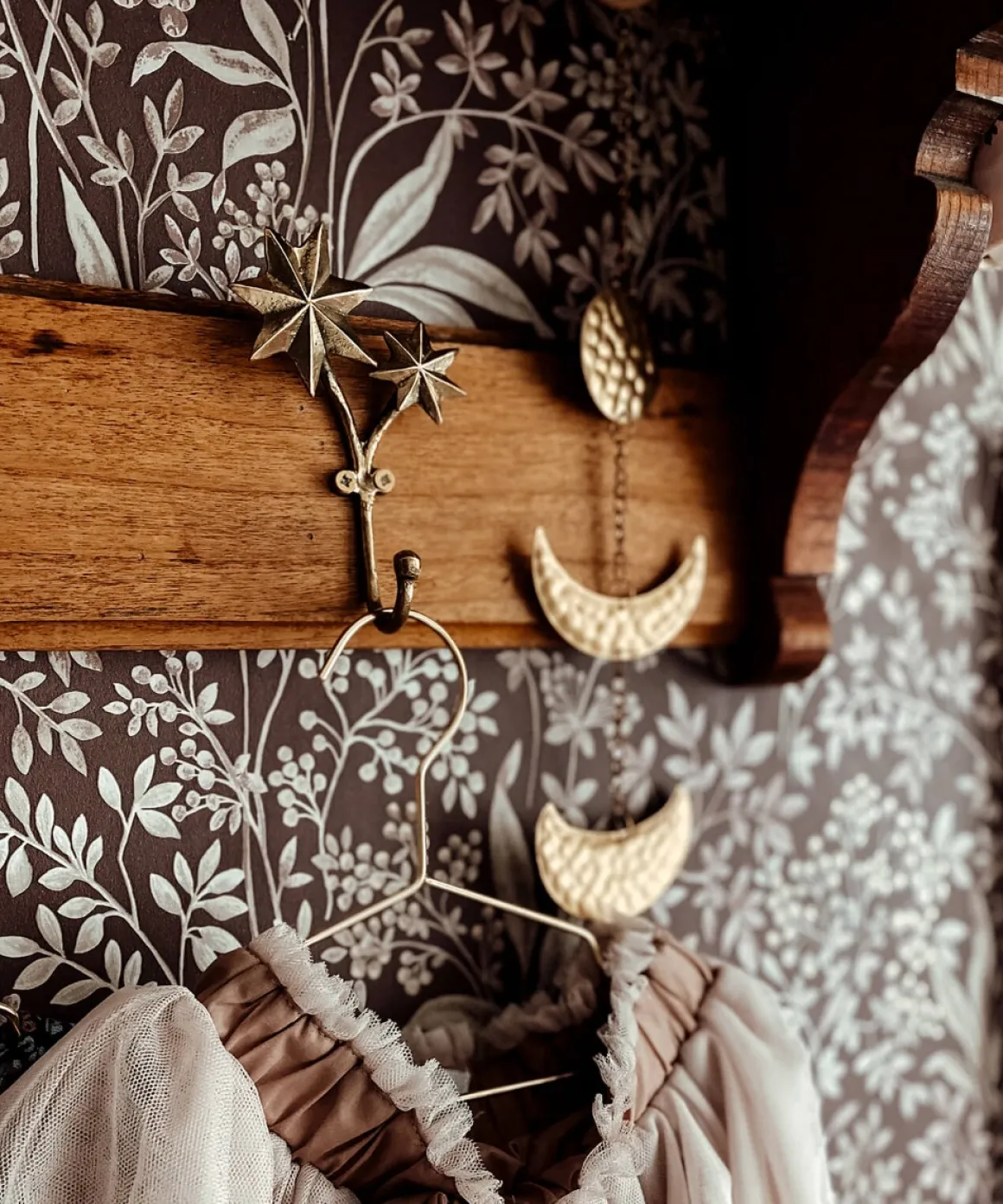 Doing Goods Wandhaak Oda Shooting Star