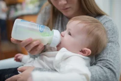 Dr. Brown's Newborn Gift Set Brede Hals