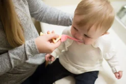 Dr. Brown's Tandenborstel Flamingo