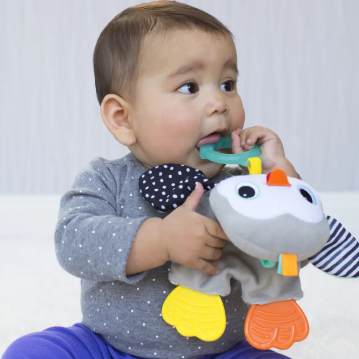 Infantino Bijtspeeltje Main Cuddly Teether Penguin