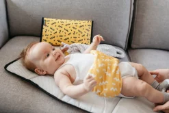 KipKep Verschoonmatje Napper Memphis Yellow