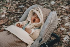 Koeka Autostoel Voetenzak 0+ 3/5 Puntsgordel Wafel/Teddy Oslo Caffe 0-6 Maanden