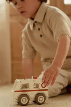Little Dutch Ambulance met Pegdoll