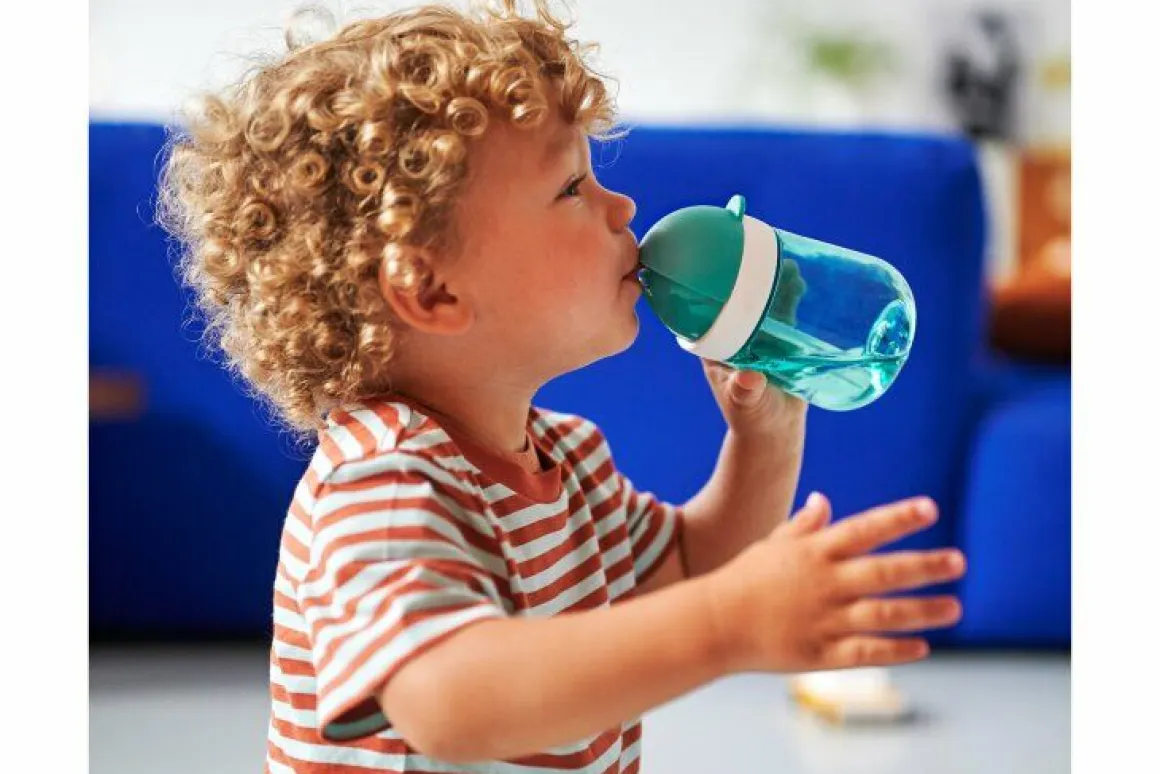 Mepal Rietjesbeker Mio Deep Turquoise 300 ml