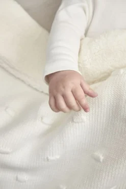 Meyco Baby Knots Teddy Ledikant Deken Offwhite 100x150 cm