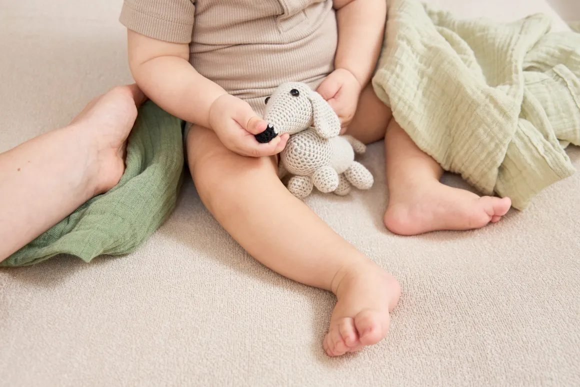 Meyco Baby Uni Hydrofiele Swaddles 2-Pack Natural/Soft Olive 120x120cm