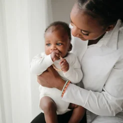 Mushie Bijtring Armbanden 3 Stuks Cambridge Blue/Clementine/Natural