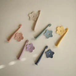 Mushie Trainingstandenborstel Star Shifting Sand