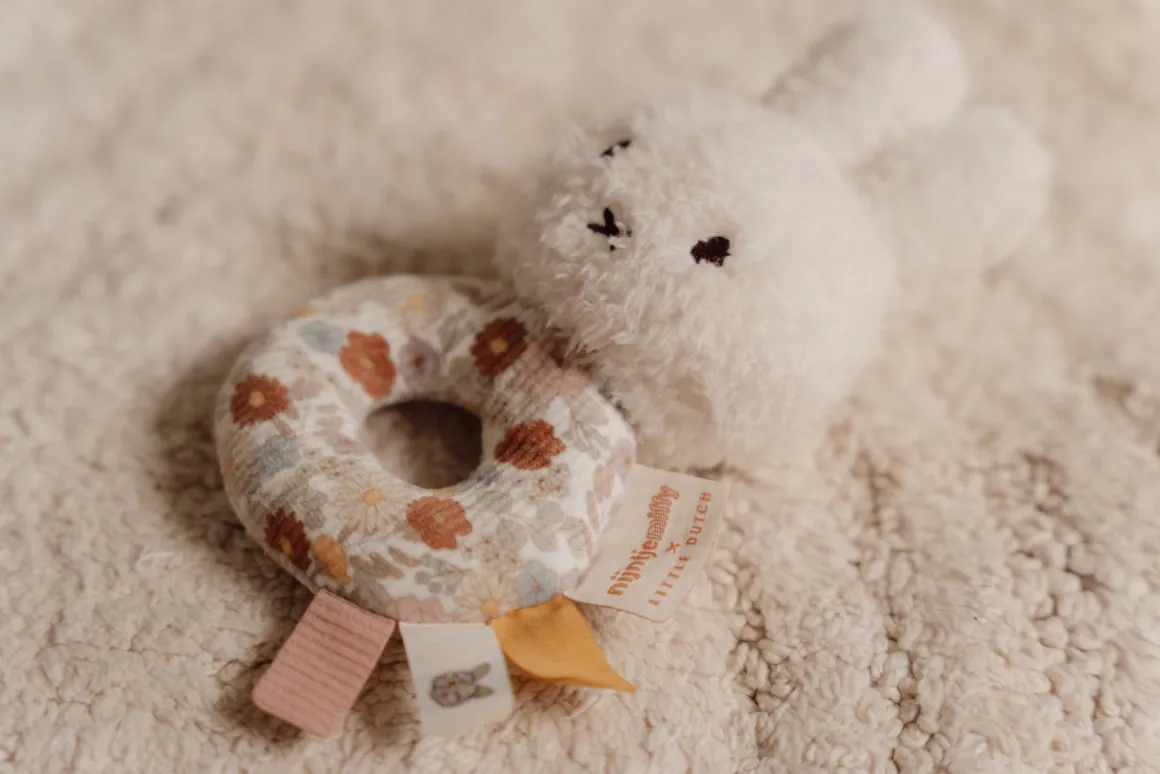 Nijntje Rammelaar Vintage Little Flowers