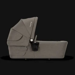 Nuna LYTL™ Opvouwbare Reiswieg Granite (Leather Handle Black)