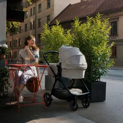 Nuna TRIV™ Next Kinderwagen 3 in 1 BMW Graphene + Autostoel ARRA™ flex