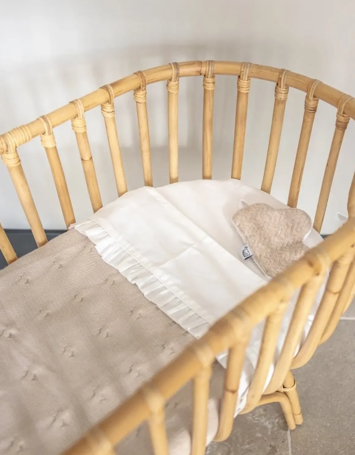 Poetree Kids Gevoerde Wieg Deken Chamonix Sand/Camel 80x100cm