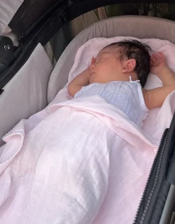 Poetree Kids Swaddle Doek Licht Roze 120x120cm