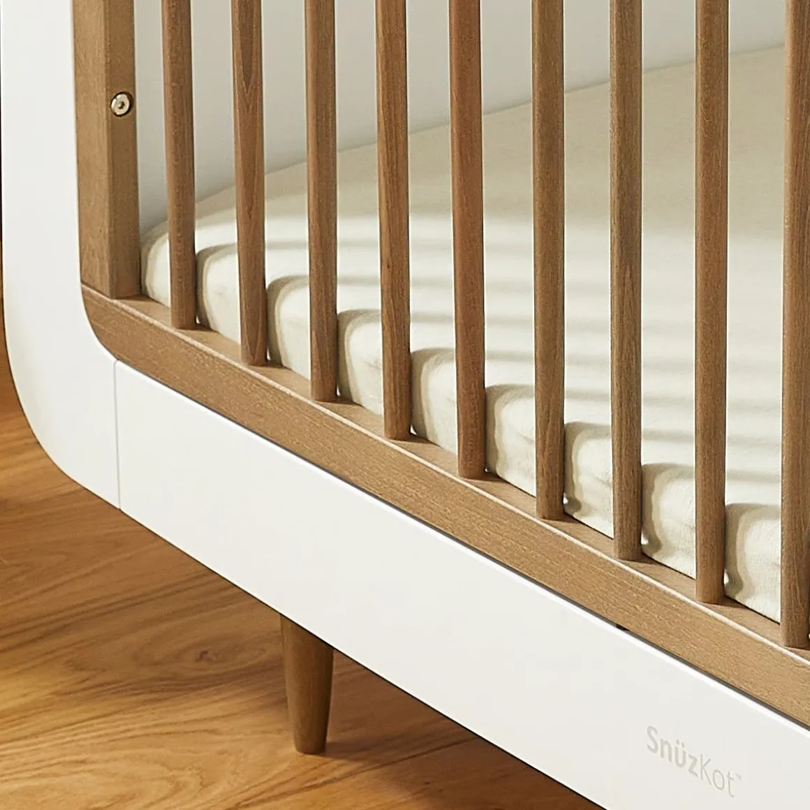 SnuzKot Skandi Babykamer 3-Delig Walnut Natural Edit