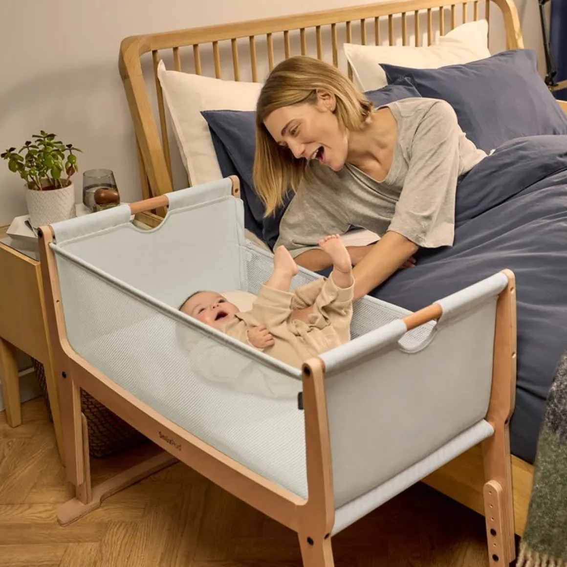 SnuzPod Studio Bedside Wieg Stockholm Natural