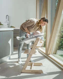 Stokke® Kinderstoel Tripp Trapp® Serene Pink + Newborn Set™