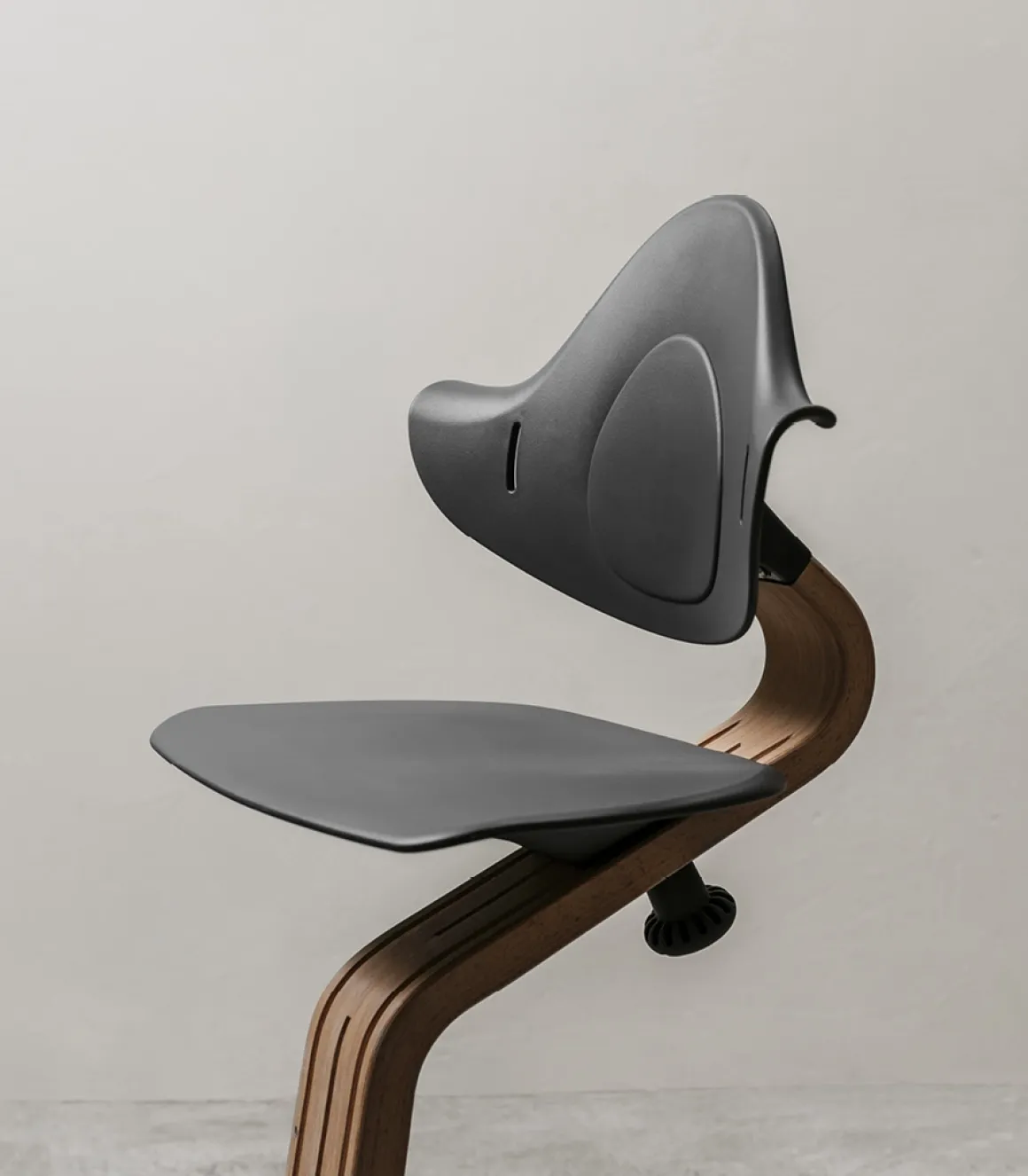 Stokke® Nomi® Chair Oak Anthracite + Stokke® Nomi® Baby Set Grey