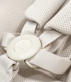 Stokke® Yoga™ Wip- en Schommelstoel Light Sand