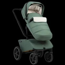 The Jiffle Voetenzak Pine